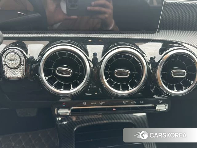 Mercedes-Benz Class A id 4215124 из Китая 16