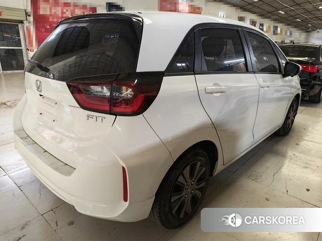 Honda Fit 2023 Белый из Китая, фото 3