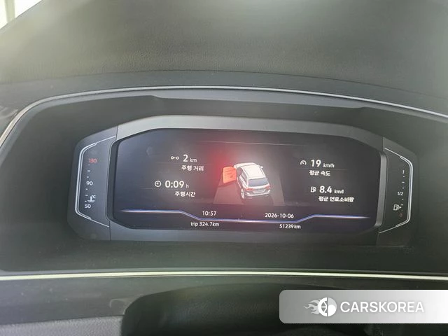 Volkswagen Tiguan second Generation 2022 Белый из Кореи, фото 3