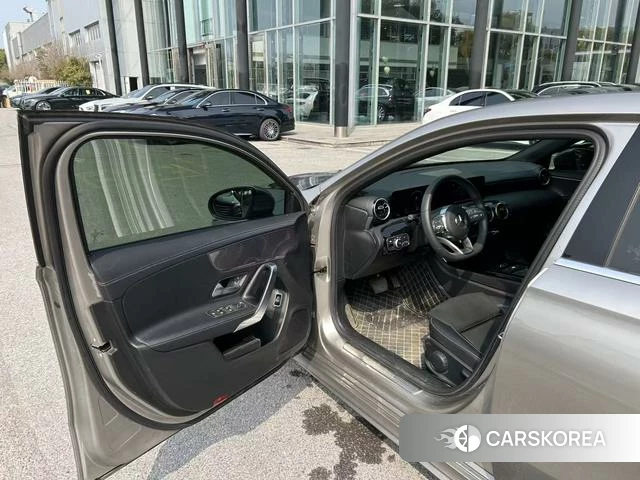 Mercedes-Benz Class A id 4213729 из Китая 10