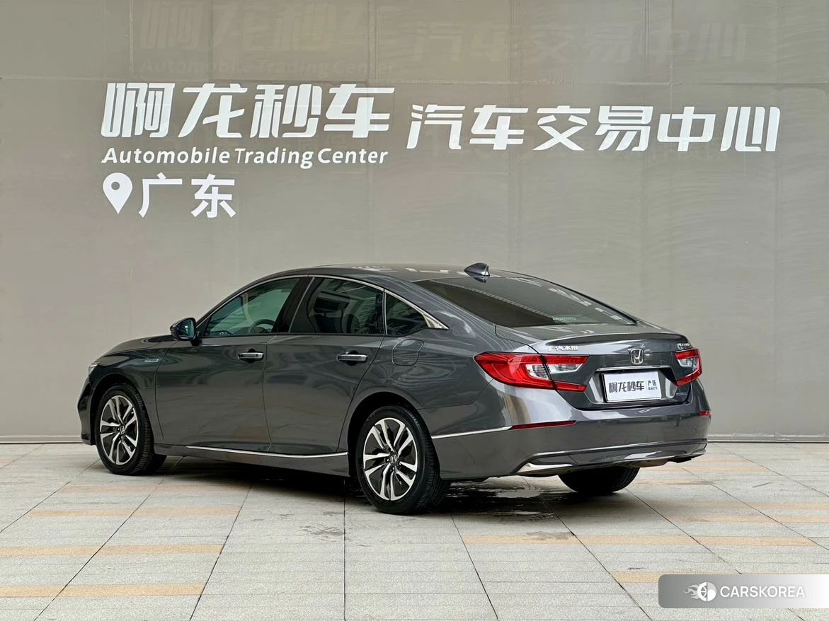 Honda Accord id 4413185 из Китая 16
