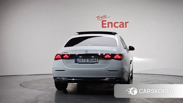 Mercedes-Benz E-Class W214 id 3605623 из Кореи 13