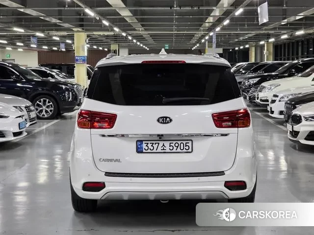 Kia The New Carnival id 3552313 из Кореи 13