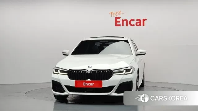 BMW 5 Series (G30) id 3488906 из Кореи 13