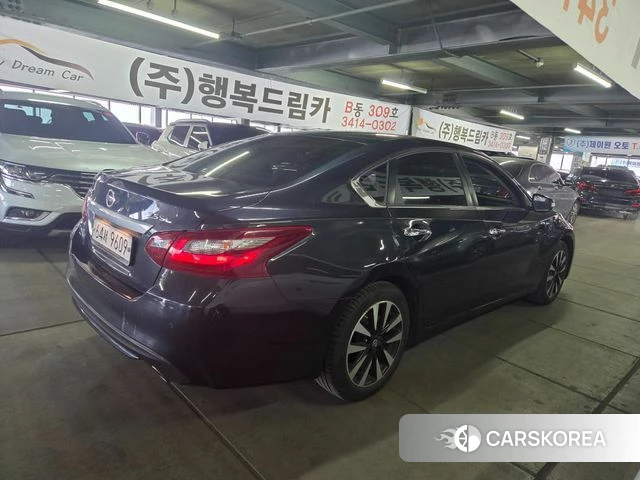 Nissan Altima id 4318330 из Кореи 9