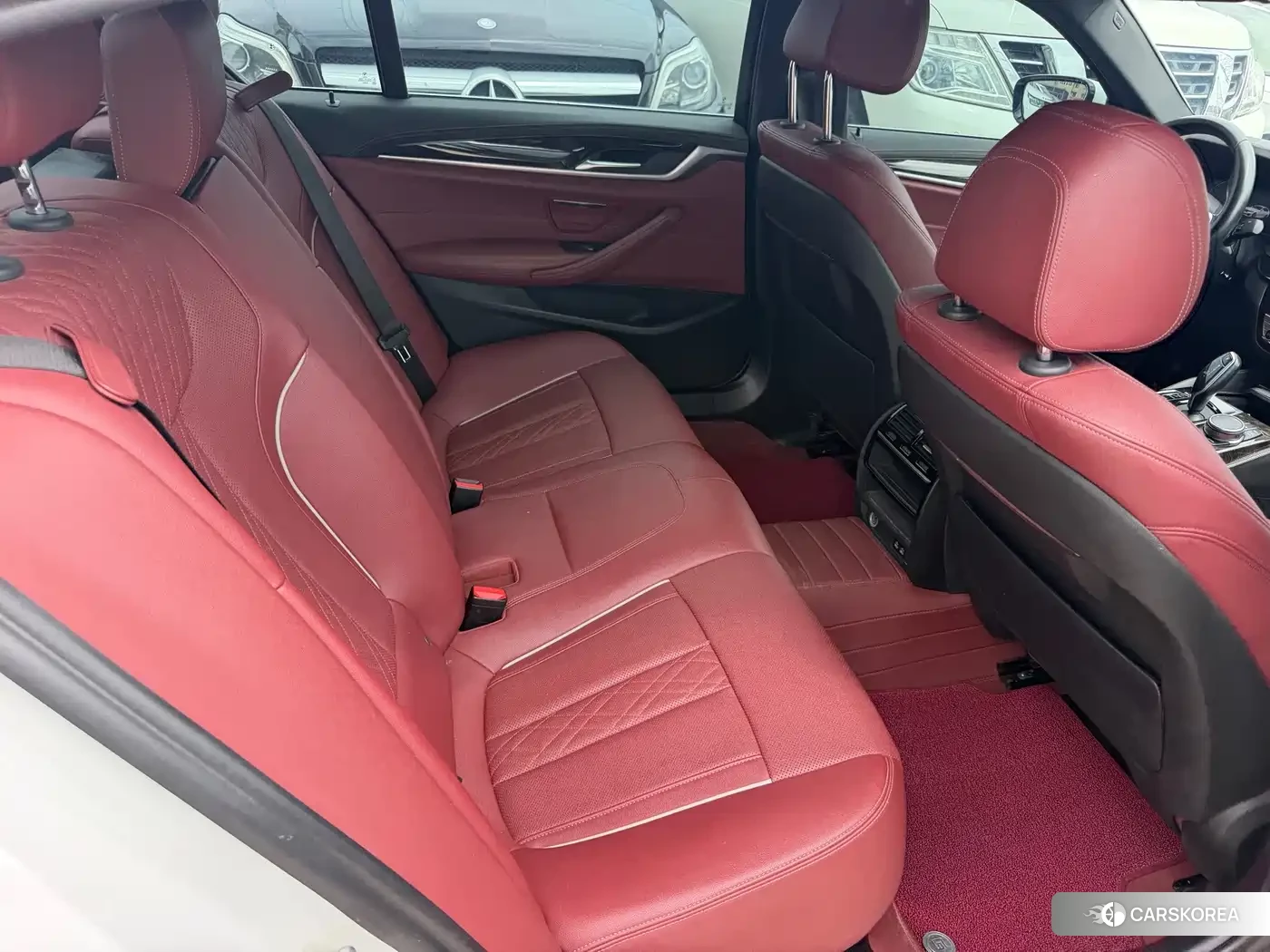 BMW 5 series 2022 Белый из Китая, фото 3