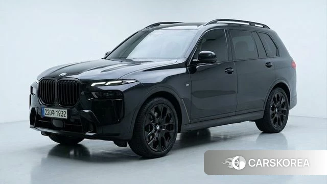 BMW X7 (G07) 2025 Черный из Кореи, фото 3