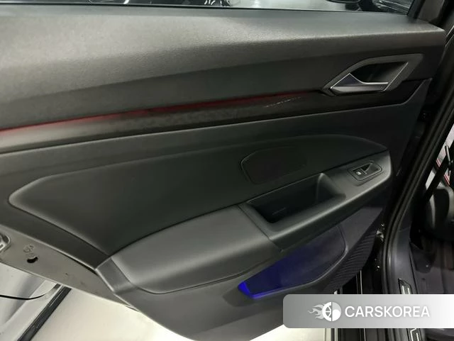 Volkswagen Golf GTI id 4335114 из Китая 7