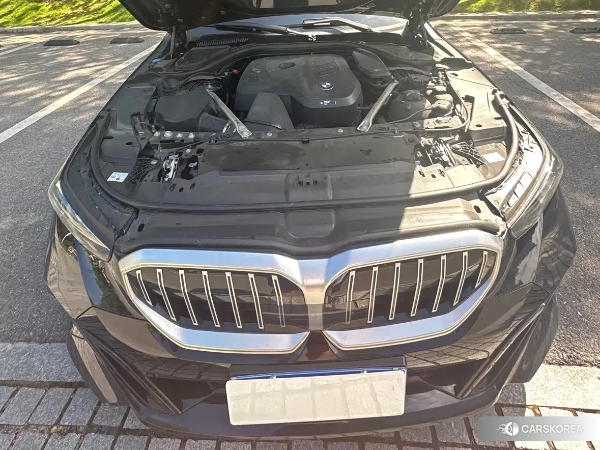 BMW 5 series id 4664605 из Китая 10