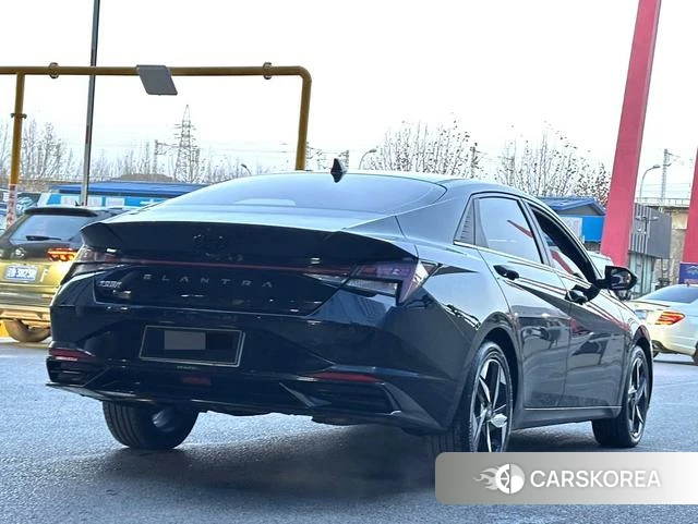 Hyundai Elantra 2022 Черный из Китая, фото 3