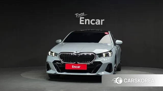 BMW 5 Series (G60) id 3745000 из Кореи 13