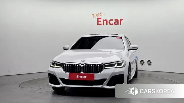 BMW 5 Series (G30) id 3626287 из Кореи 13