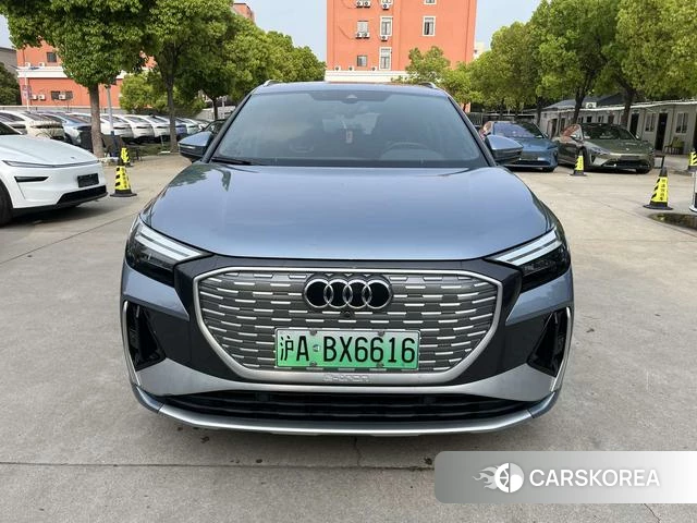 Audi Q4 e-tron 2023 Темно-серый из Китая, фото 3