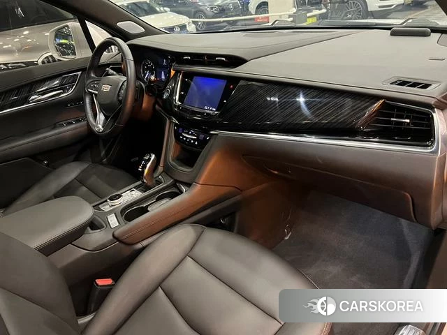 Cadillac XT6 2022 Белый из Китая, фото 3