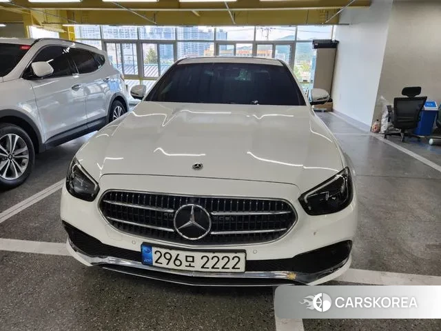 Mercedes-Benz E-Class W213 2021 Белый из Кореи, фото 3