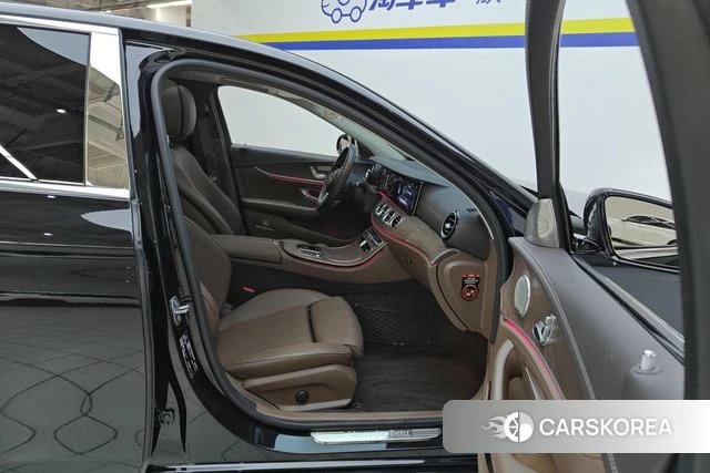 Mercedes-Benz E-class id 4242146 из Китая 10