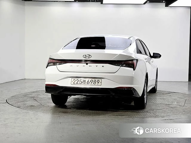 Hyundai Avante (CN7) id 3910861 из Кореи 13