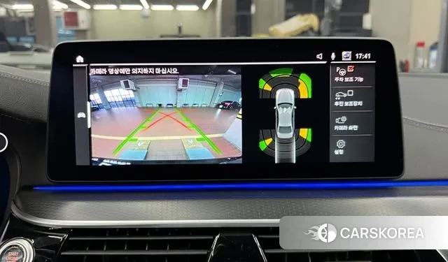 BMW 5 Series (G30) 2022 Черный двухцветный из Кореи, фото 3