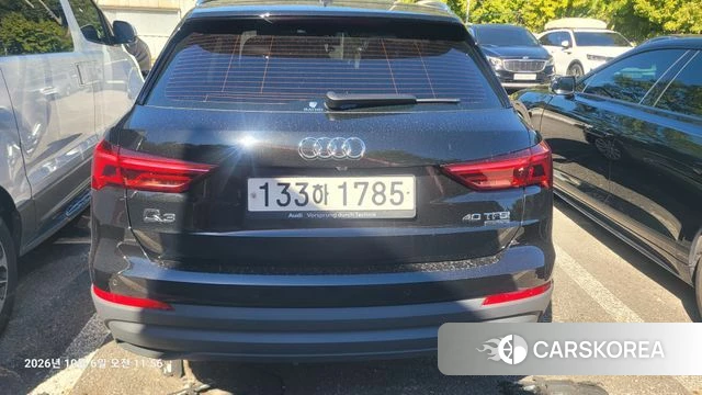 Audi Q3 (F3) 2024 Черный из Кореи, фото 3