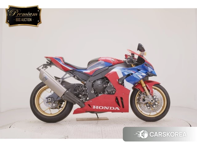Проданный Honda CBR1000RR-R FIREBLADE SP 2023 из Японии
