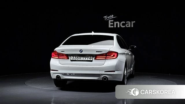BMW 5 Series (G30) id 4551437 из Кореи 23
