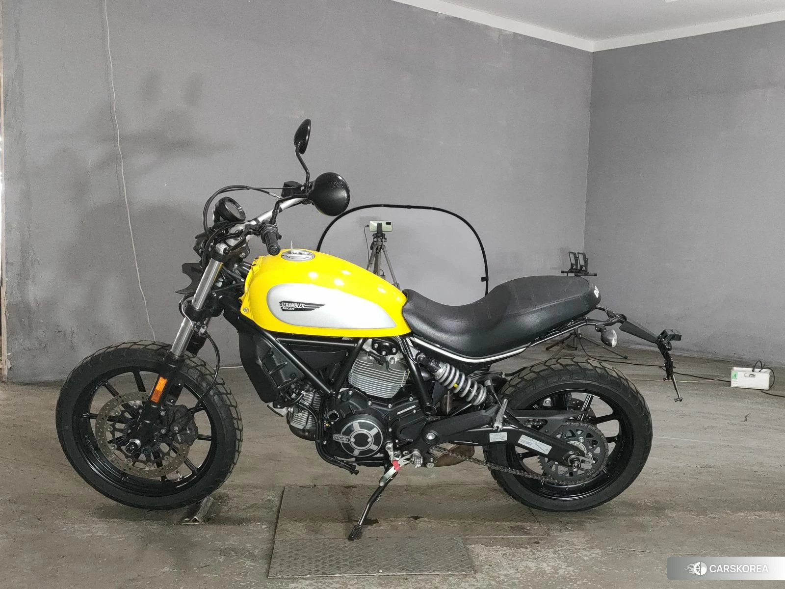 Ducati SCRAMBLER SIXTY2 2016 из Японии