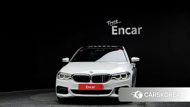 BMW 5 Series (G30) id 3622147 из Кореи 13