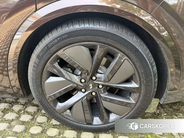 Ideal car Ideal L9 2023 Коричневый из Китая, фото 3