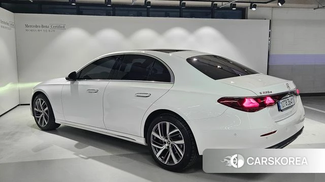 Mercedes-Benz E-Class W214 id 4279754 из Кореи 13
