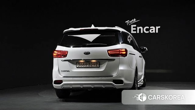 Kia The New Carnival id 4689357 из Кореи 23
