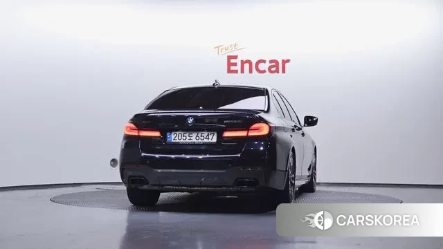 BMW 5 Series (G30) id 3717446 из Кореи 13