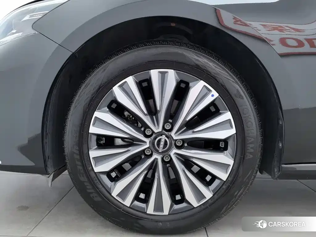 Nissan Altima id 4547936 из Китая 17