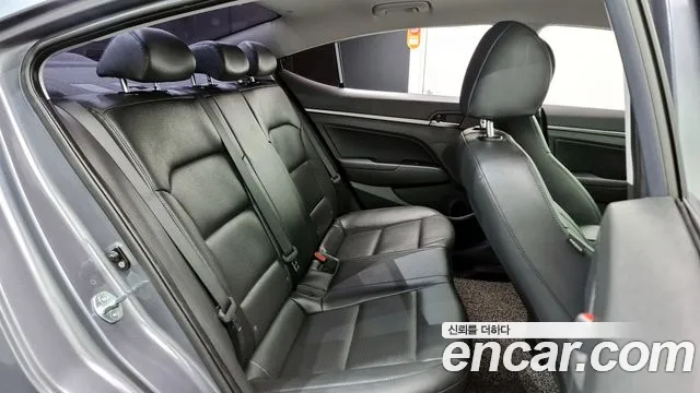 Hyundai Avante AD id 2661926 из Кореи 13