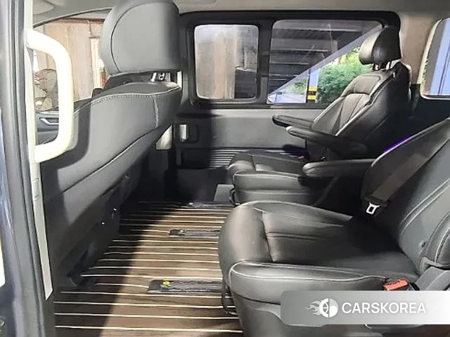 Hyundai Staria 2024 Серый из Кореи, фото 3