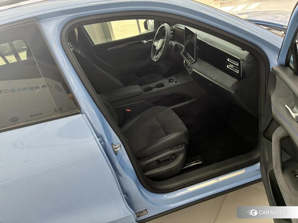 Volkswagen Tiguan L id 4452932 из Китая 8