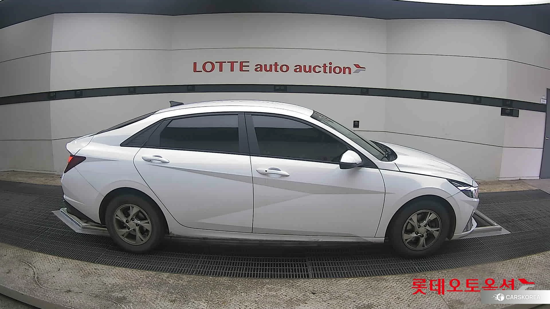 Hyundai Avante id 3869298 из Кореи 23