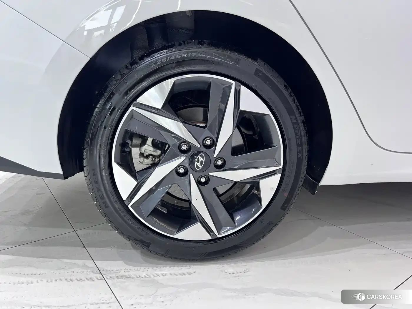 Hyundai Elantra id 4622400 из Китая 14