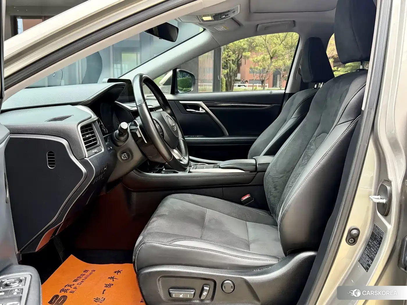 Lexus RX id 4622533 из Китая 19