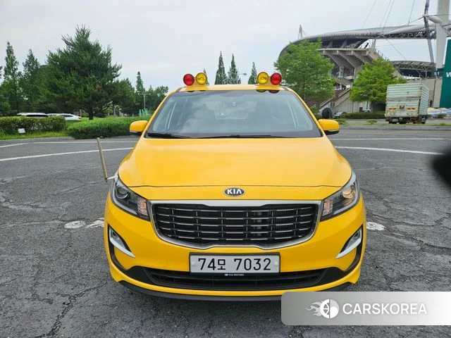 Kia The New Carnival id 4483344 из Кореи 10