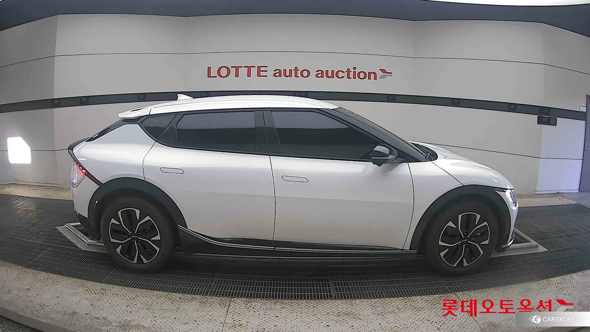 Kia EV6 id 4504371 из Кореи 23