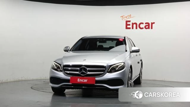 Mercedes-Benz E-Class W213 id 4531099 из Кореи 22