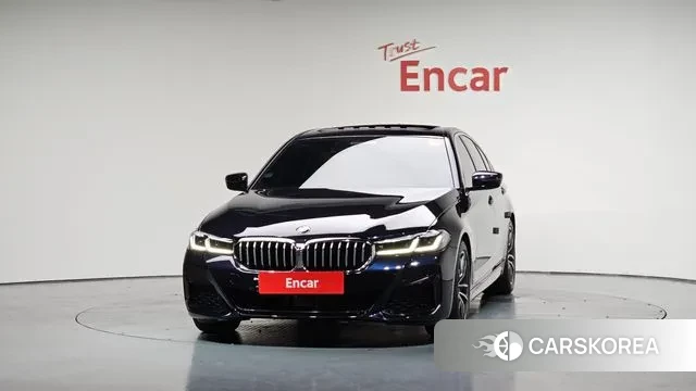 BMW 5 Series (G30) id 3054063 из Кореи 13