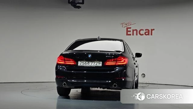 BMW 5 Series (G30) id 4907182 из Кореи 23