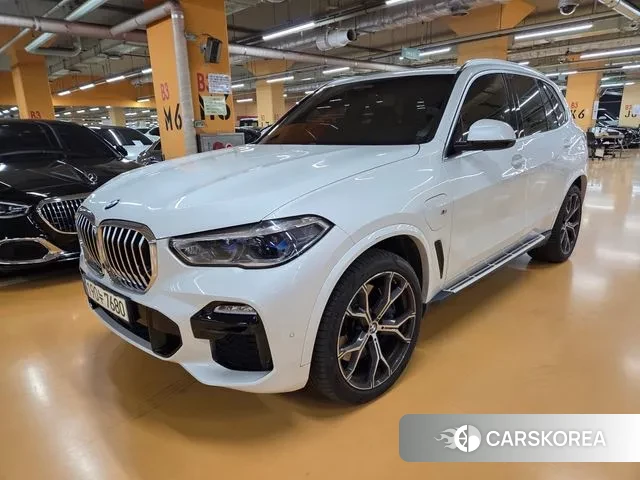 BMW X5 (G05) 2021 Жемчужный цвет из Кореи, фото 4