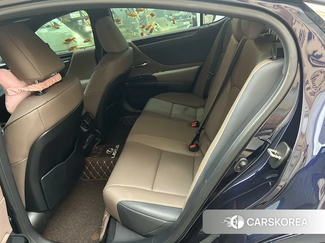 Lexus ES 2023 Другой из Китая, фото 3
