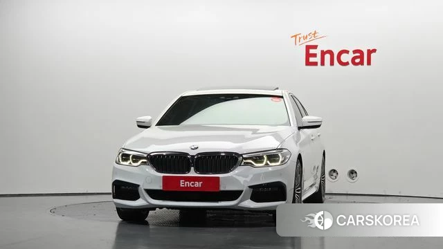 BMW 5 Series (G30) id 4689181 из Кореи 23