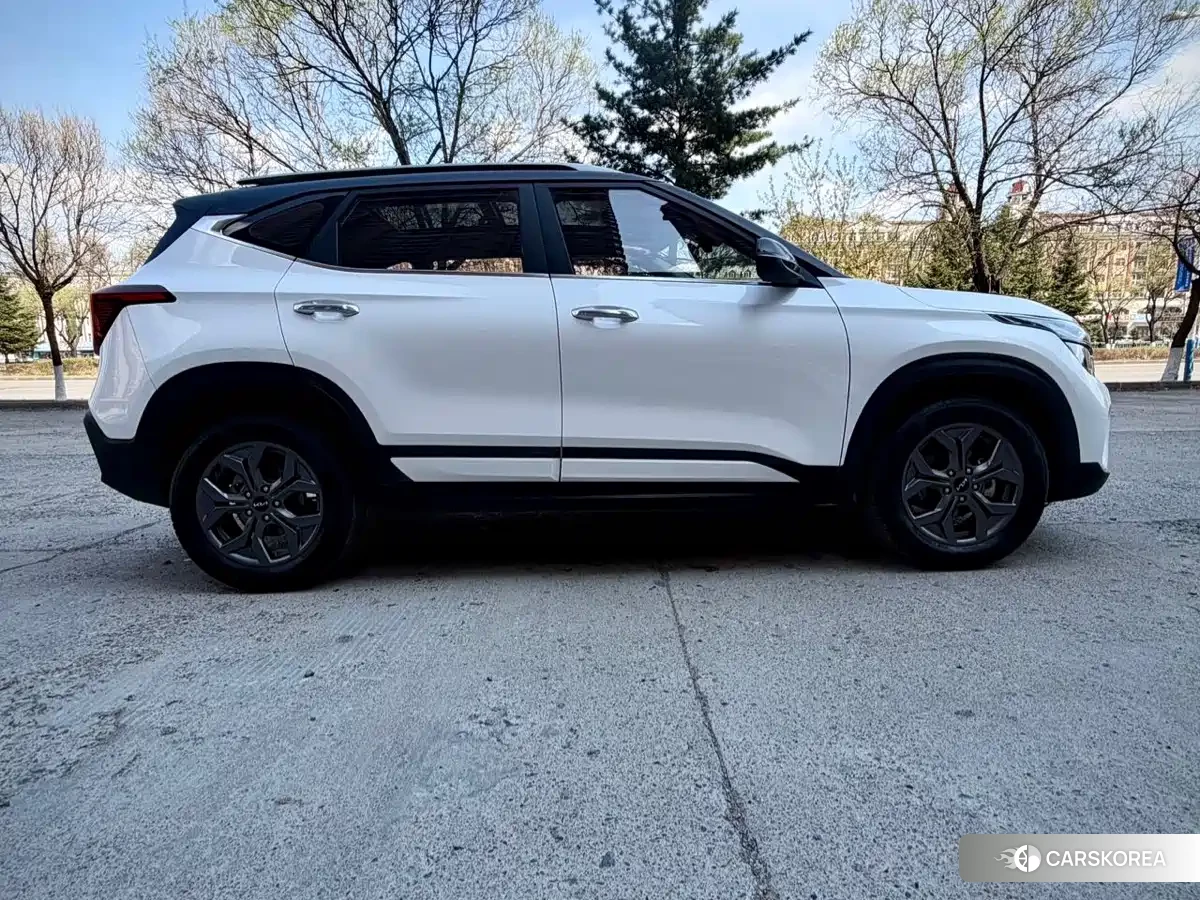 Kia Seltos id 4515330 из Китая 17