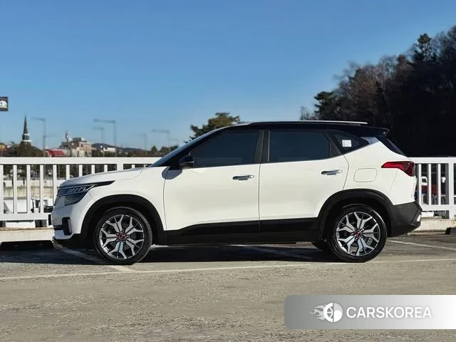Kia Seltos id 3535181 из Кореи 13