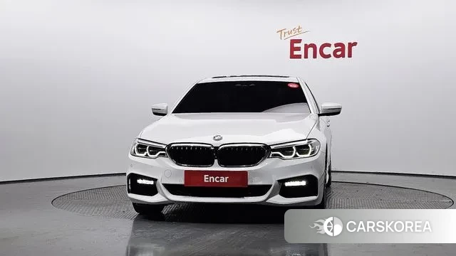 BMW 5 Series (G30) id 3033899 из Кореи 13