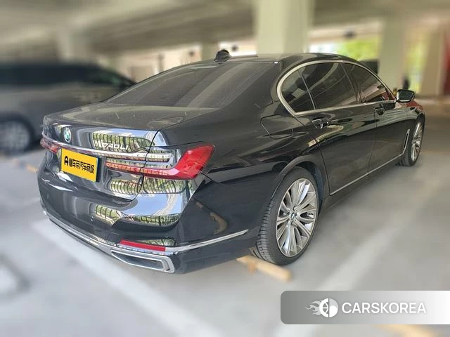 BMW 7 series 2021 Черный из Китая, фото 3